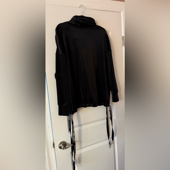 Calvin Klein Performance Top - Picture 4 of 4